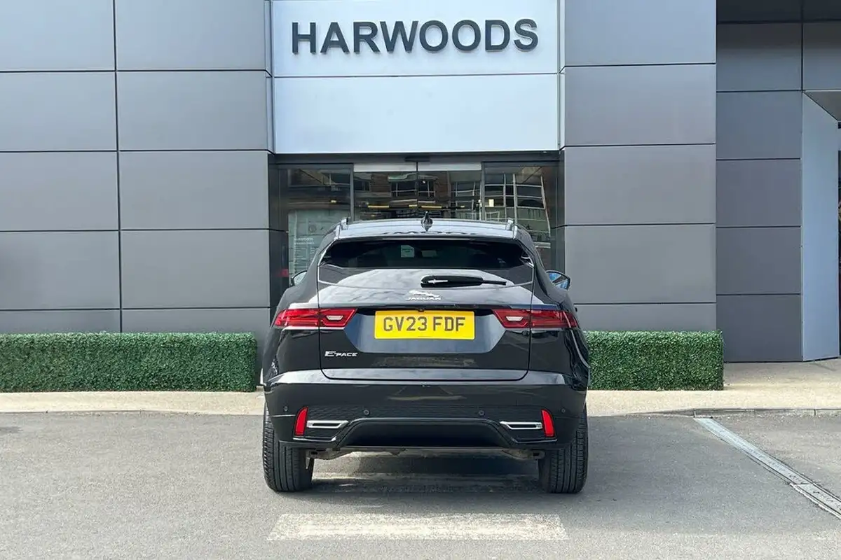 2023-jaguar-e-pace-20-d200-r-dynamic-se-black-big-7