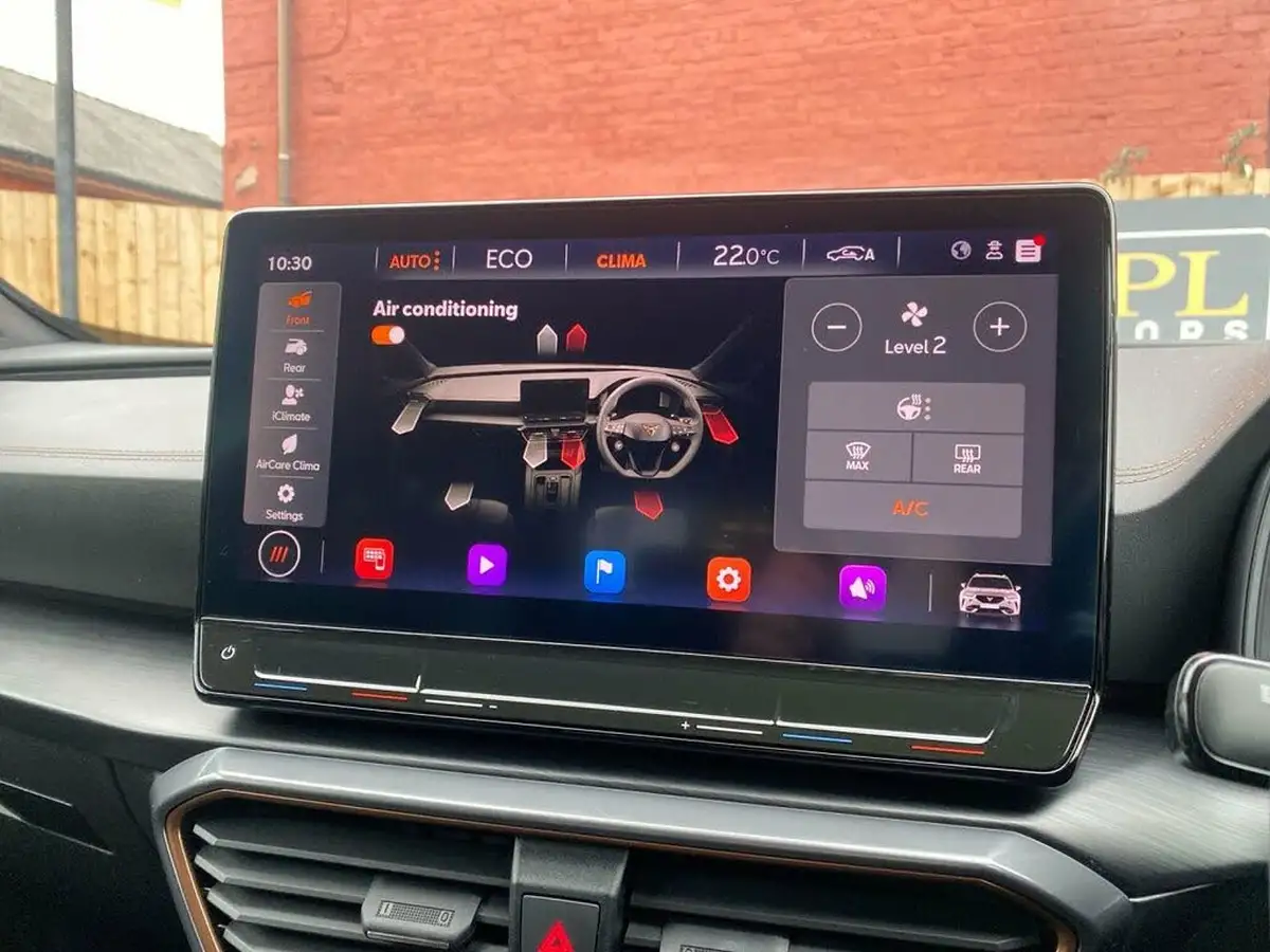 2022-cupra-formentor-14-e-hybrid-vz1-big-23