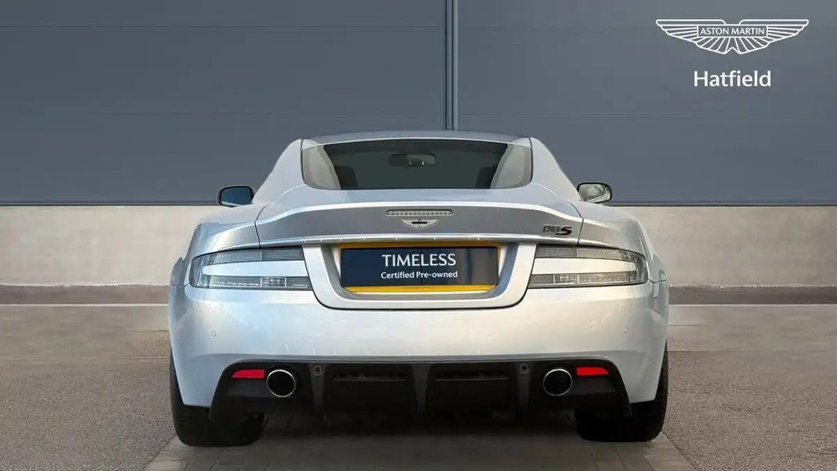 2009-aston-martin-dbs-60-big-13