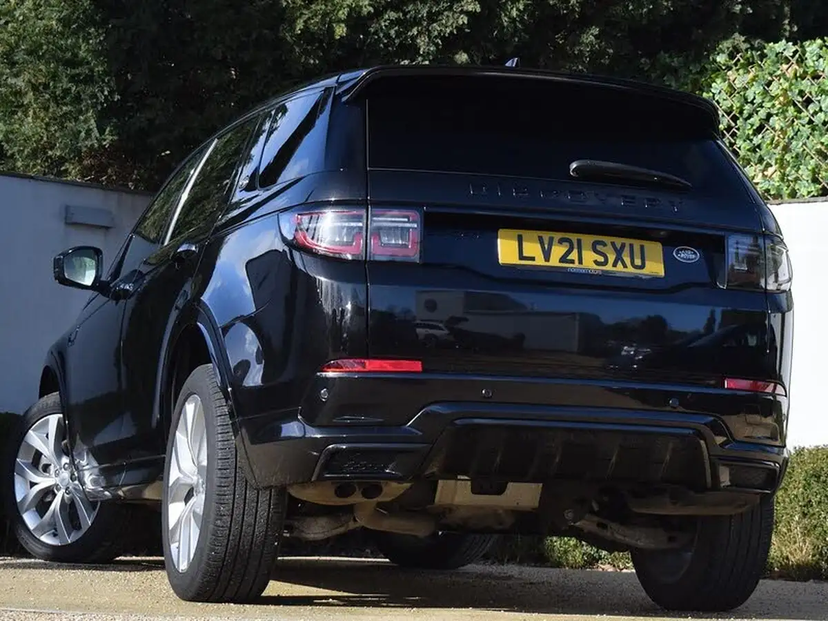 2021-land-rover-discovery-sport-20-d165-r-dynamic-s-plus-big-6