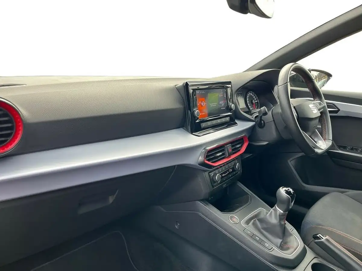 2022-seat-ibiza-10-tsi-fr-edition-110ps-big-6