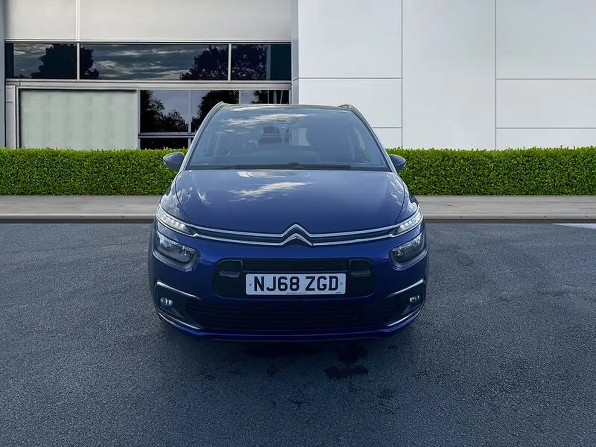 2018-citroen-grand-c4-spacetourer-15bluehdi-flair-big-1