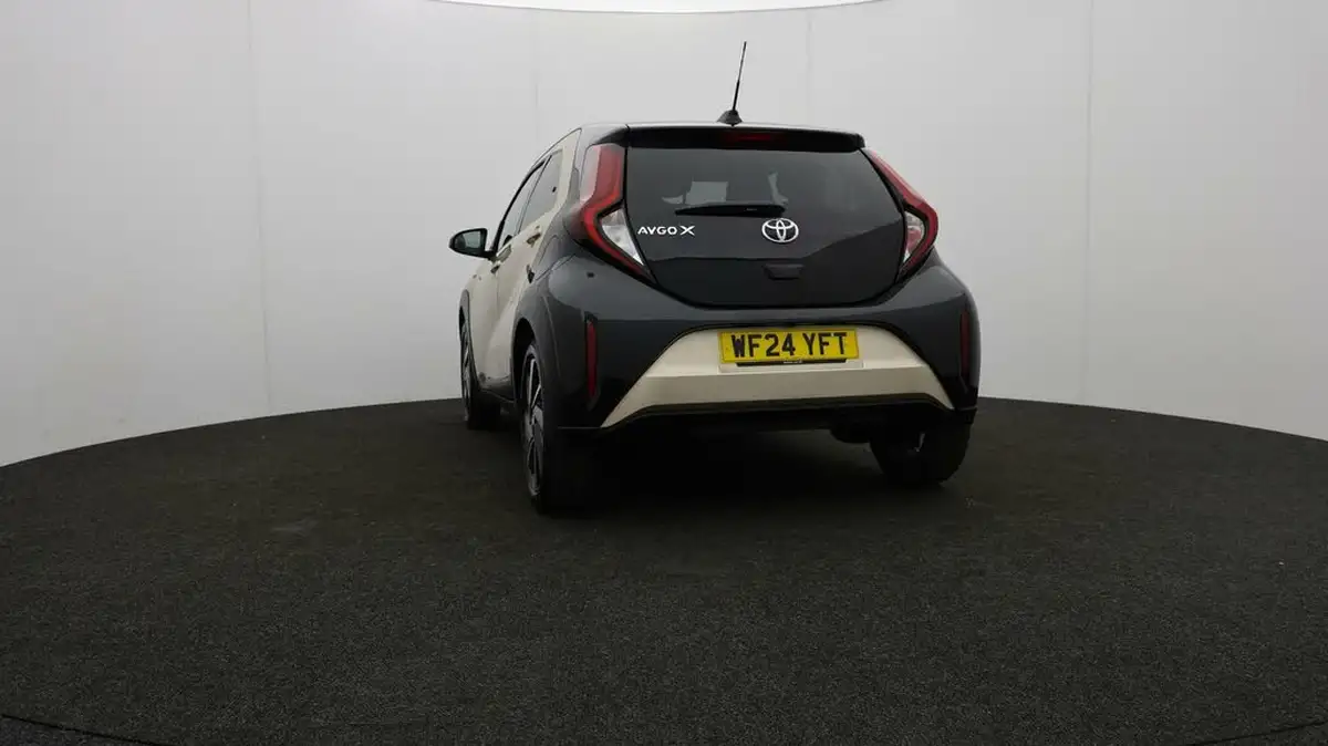 2024-toyota-aygo-x-10-vvt-i-edge-big-74