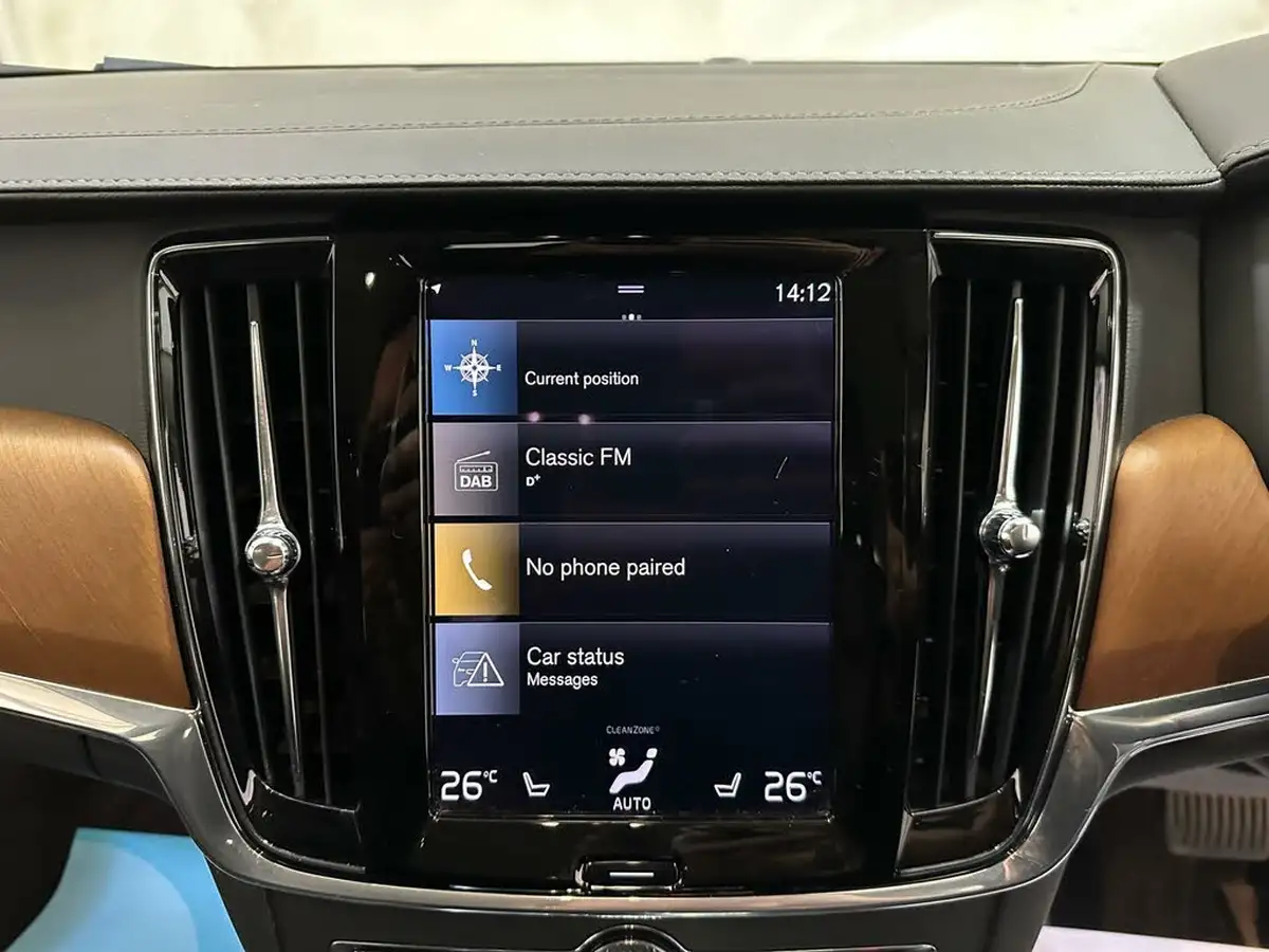 2020-volvo-v90-20-t8-inscription-plus-big-13