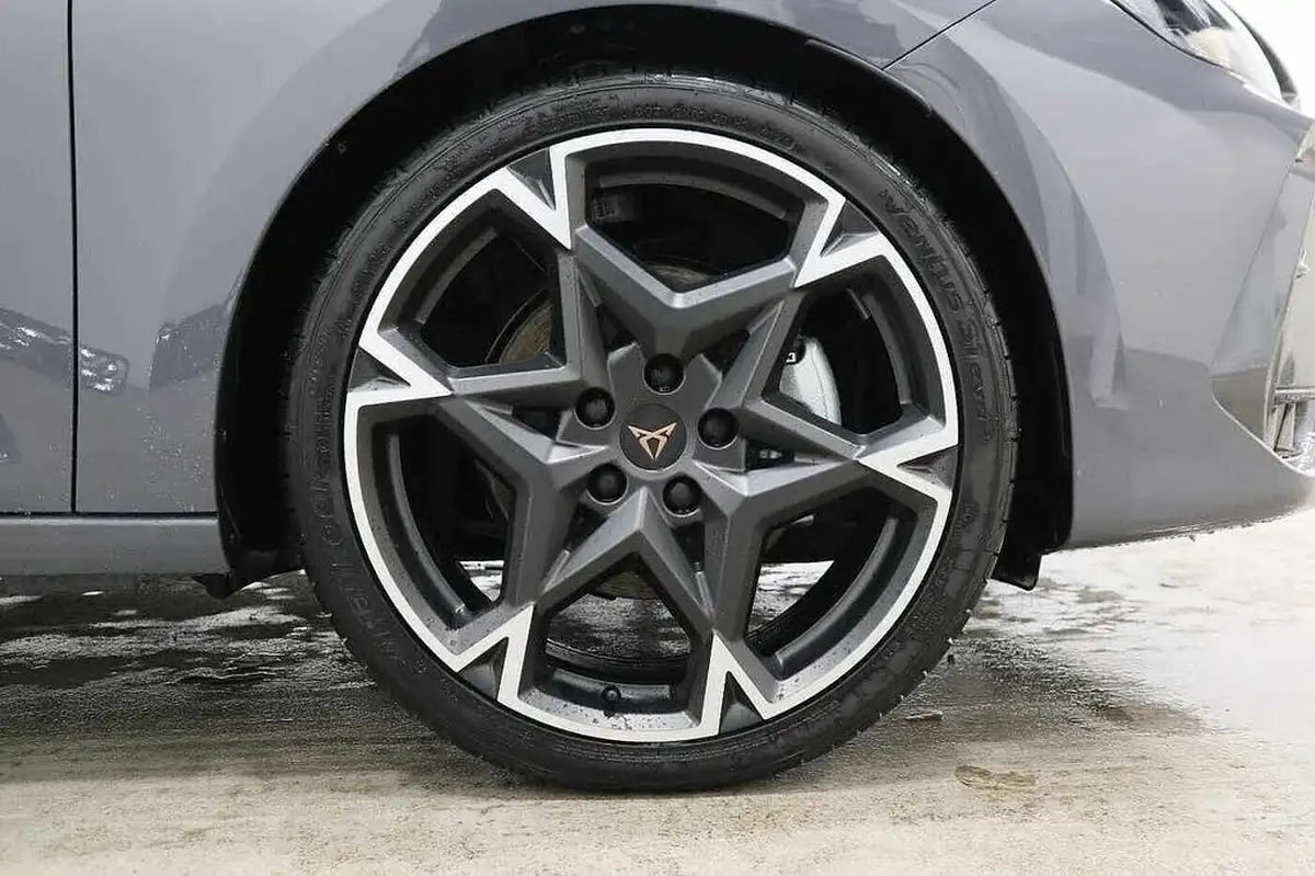 2024-cupra-leon-nf-15-tsi-v2-hatchback-big-4