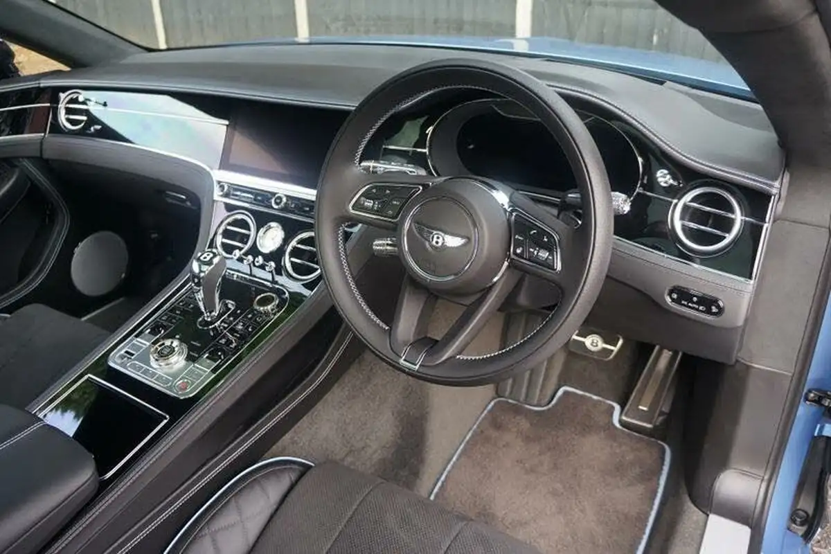 2023-bentley-continental-40-gt-v8-coupe-big-21