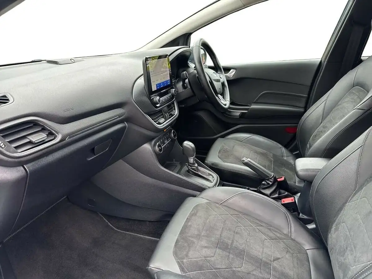 2022-ford-fiesta-10t-titanium-vignale-125ps-hybrid-mhev-powershift-big-10