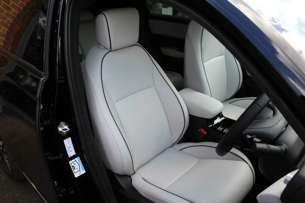 2024-honda-eny1-e-advance-big-25