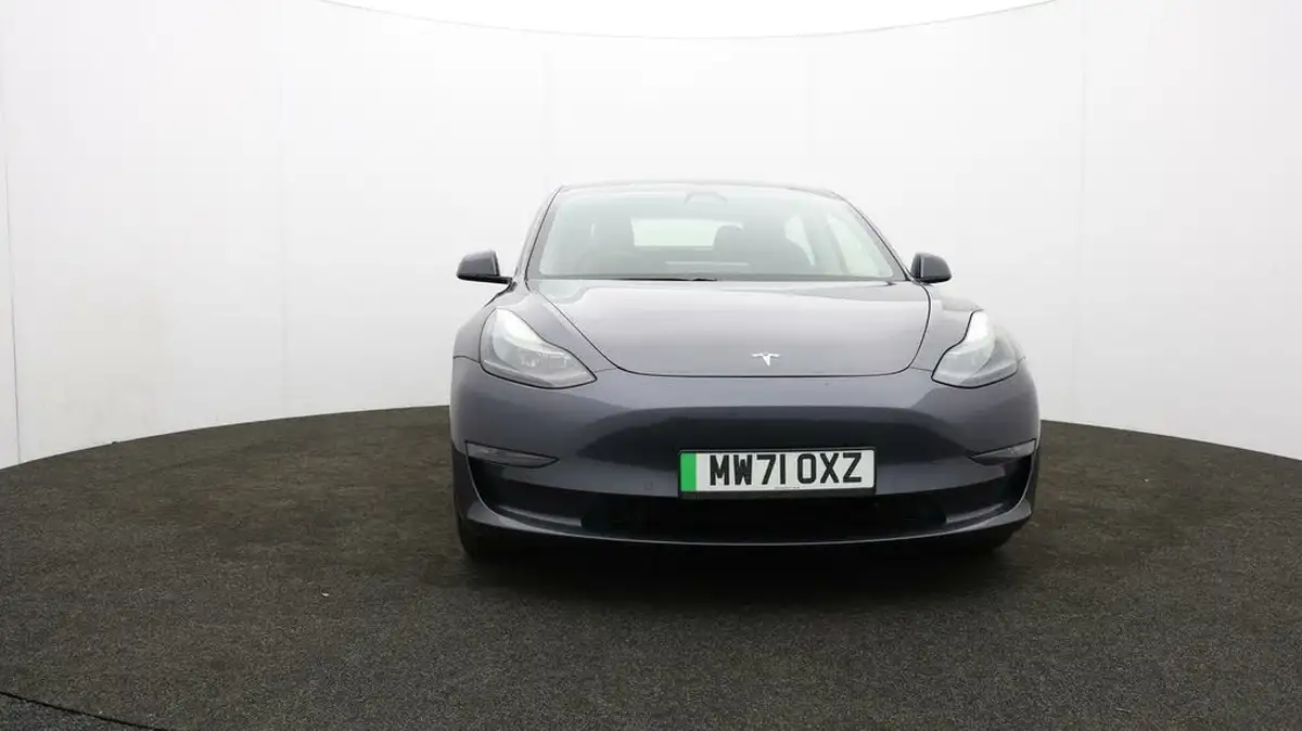 2021-tesla-model-3-e-long-range-awd-big-46