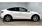 2022-tesla-model-y-e-long-range-small-3