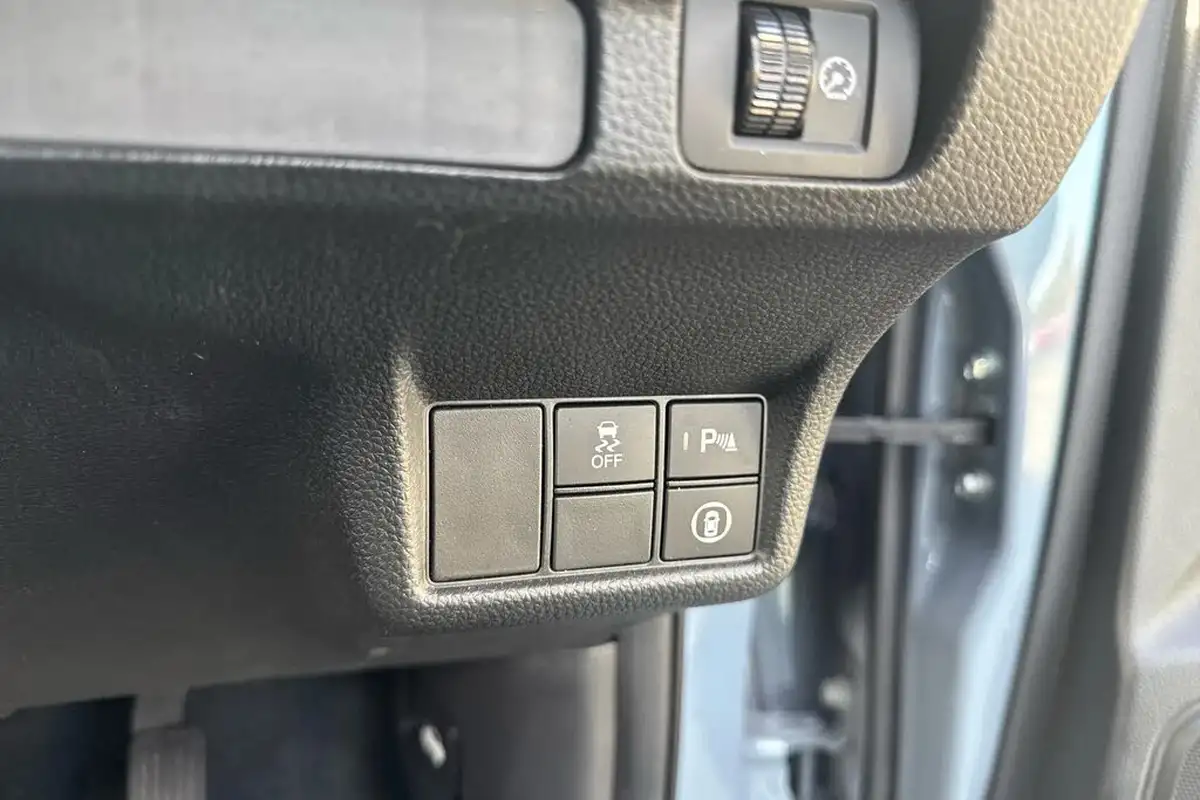 2022-honda-civic-20-i-mmd-elegance-big-19