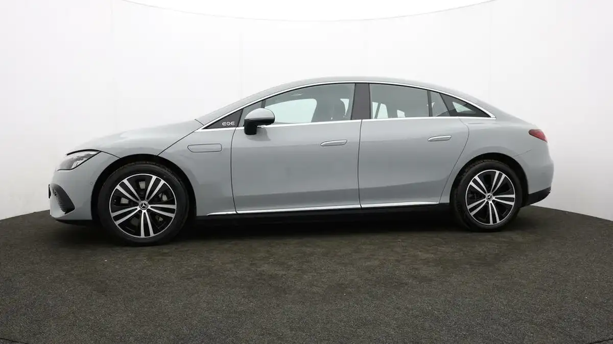 2023-mercedes-benz-eqe-e-eqe-300-sport-edition-big-59