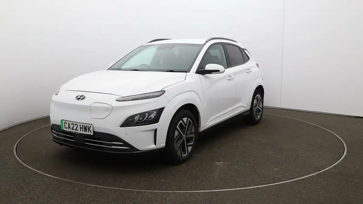 2022-hyundai-kona-e-premium-204ps-64kwh-7kw-obc-big-29