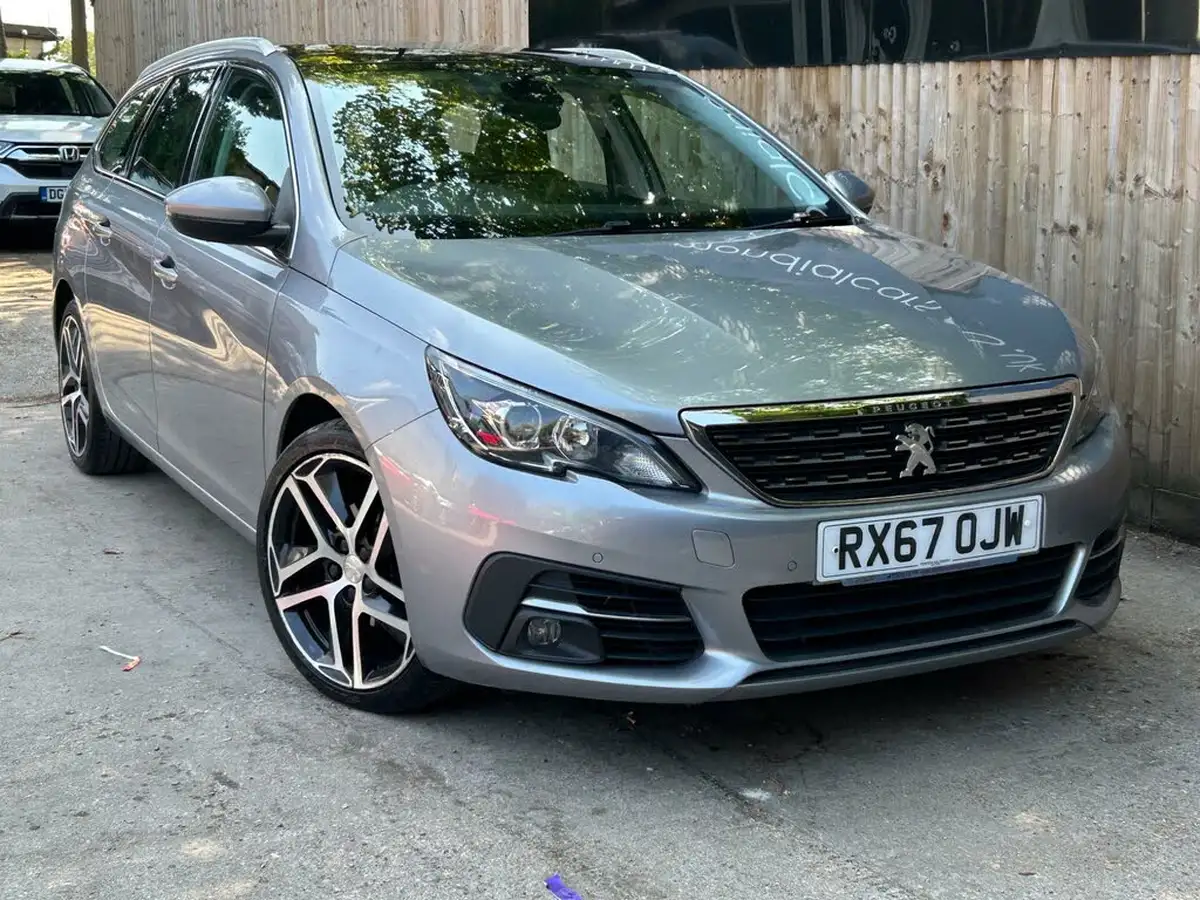 2017-peugeot-308-sw-12-puretech-allure-130bhp-big-6