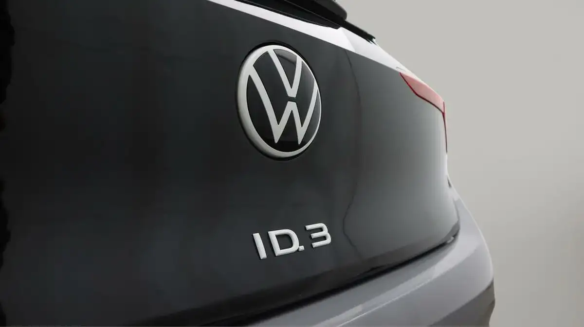 2022-volkswagen-id3-e-family-145ps-big-40