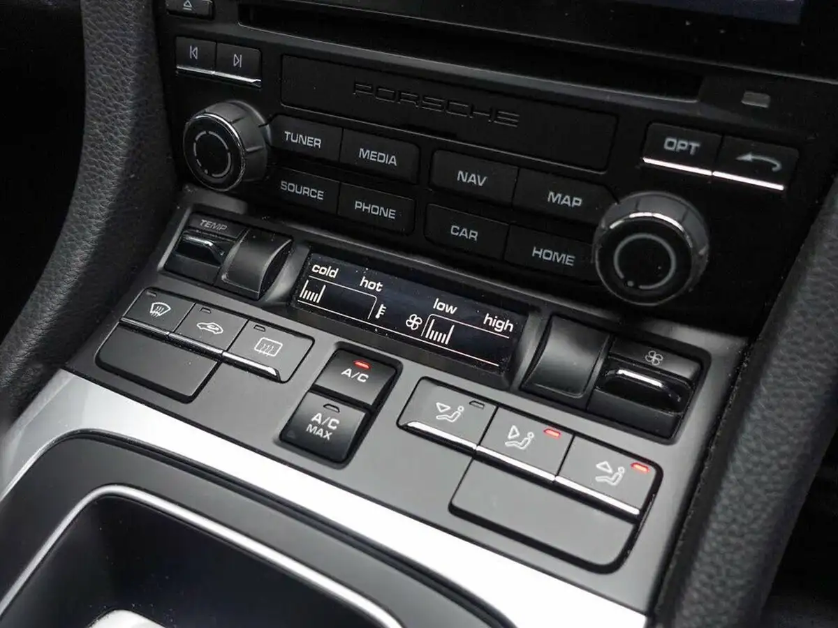 2018-porsche-cayman-718-20-cayman-ss-pdk-big-24