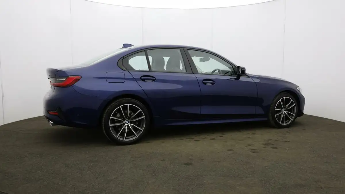 2019-bmw-3-series-20td-320d-sport-188bhp-saloon-4d-auto-big-47