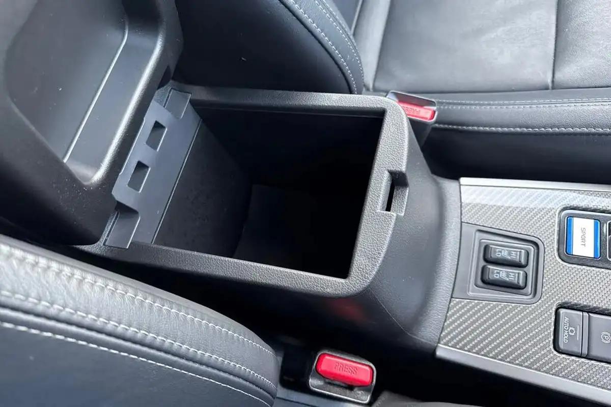 2019-mitsubishi-outlander-24-dynamic-safety-phev-big-59