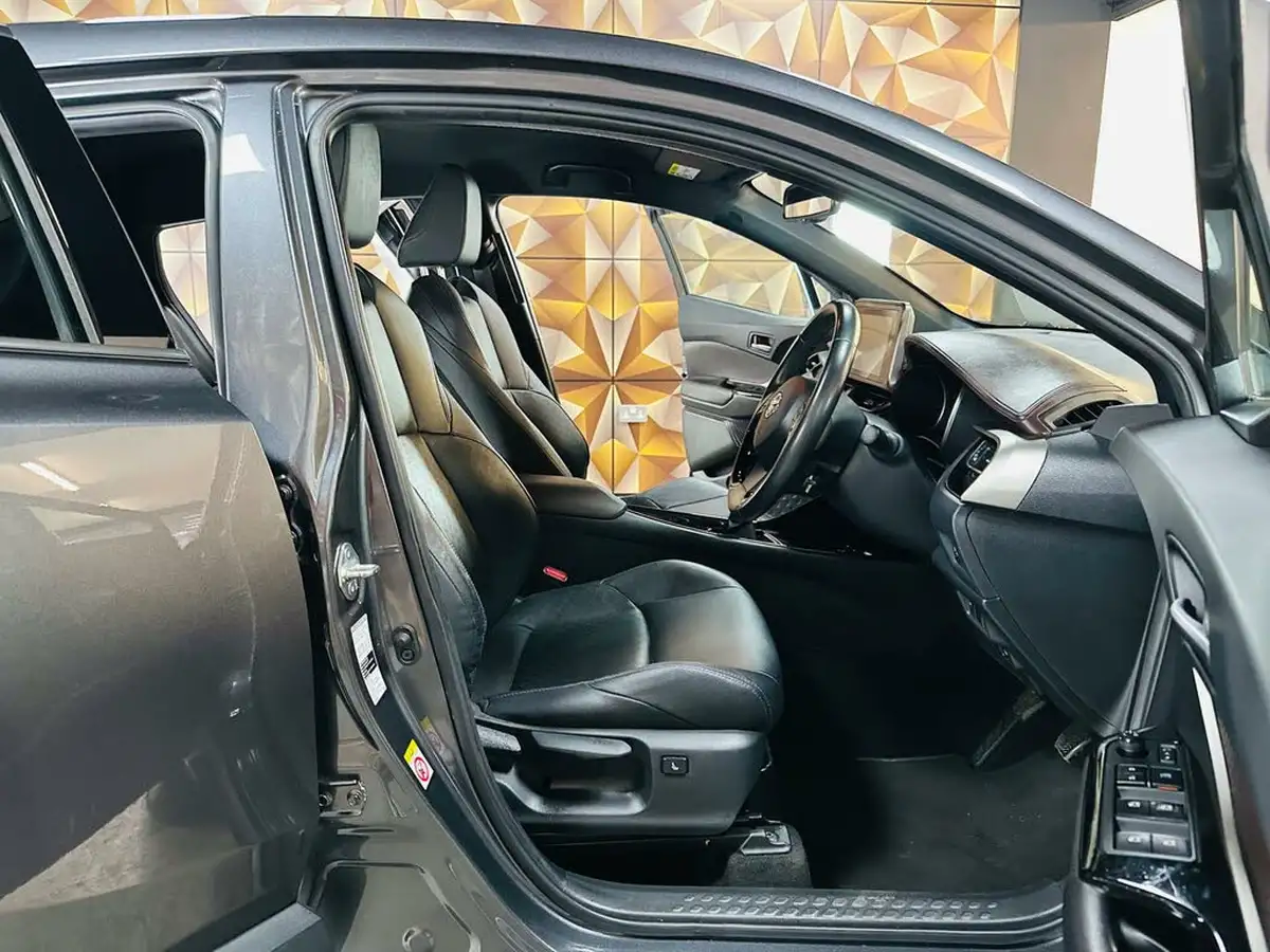 2019-toyota-c-hr-12-excel-big-53
