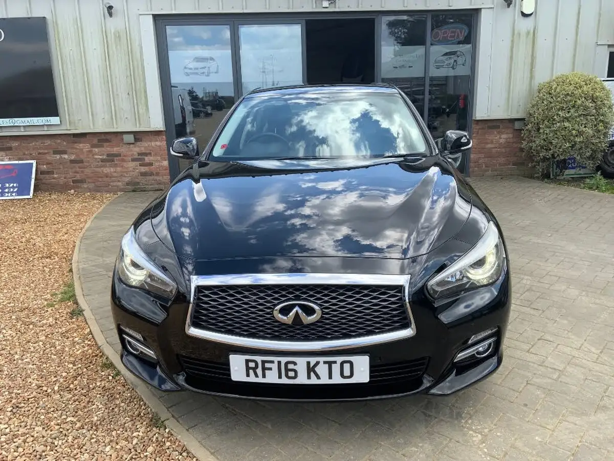 2016-infiniti-q50-22td-se-auto-big-6