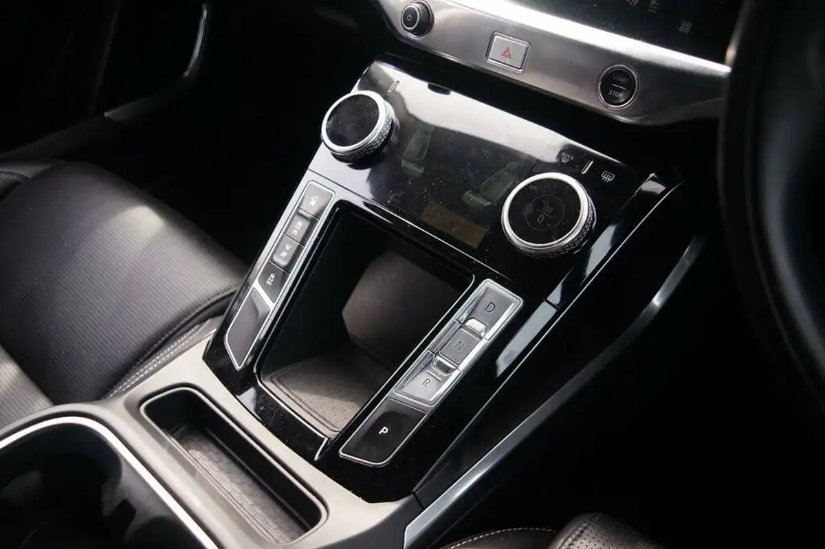 2020-jaguar-i-pace-ev400-hse-big-6
