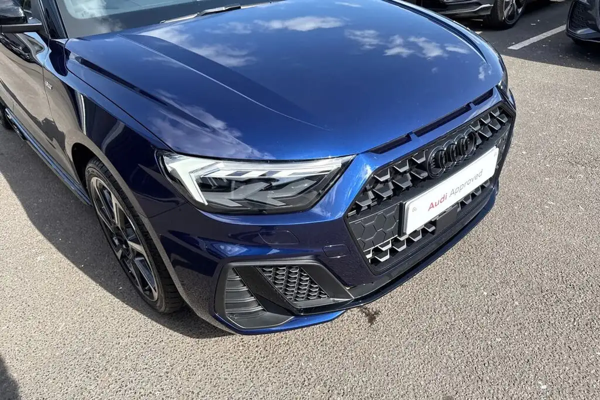 2024-audi-a1-10-30-tfsi-black-edition-116ps-s-tronic-big-8