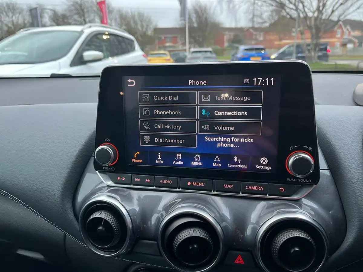 2022-nissan-juke-10-dig-t-n-connecta-dct-big-20