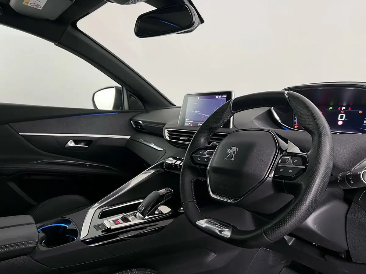 2019-peugeot-3008-suv-12-puretech-gt-line-eat8-big-9