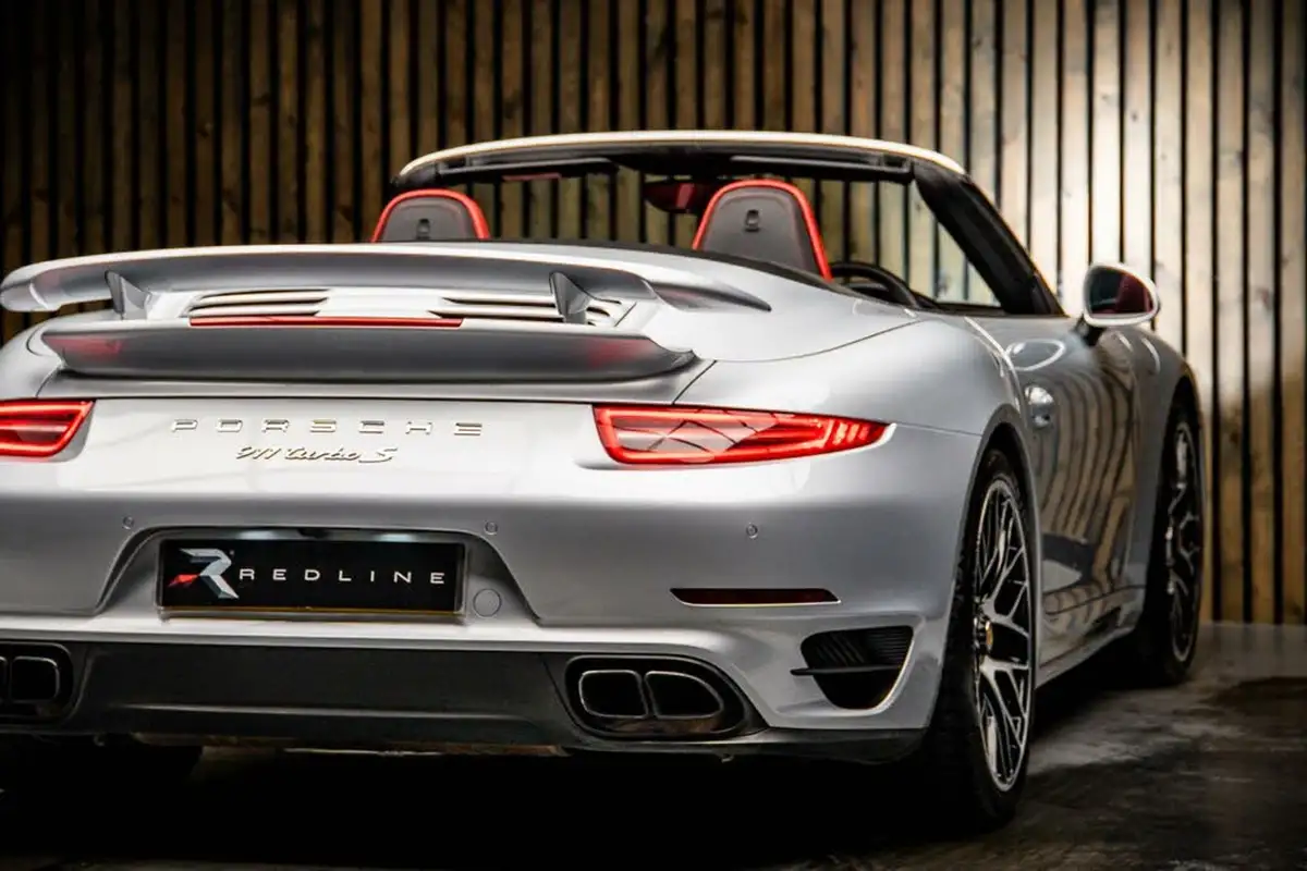 2014-porsche-911-38-turbo-s-coupe-big-21