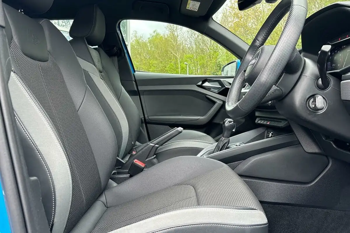 2019-audi-a1-10-30-tfsi-s-line-tronic-big-23