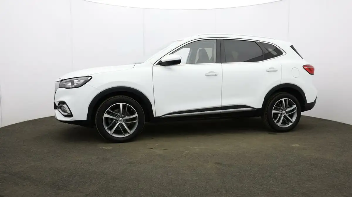 2022-mg-hs-15t-gdi-exclusive-162ps-dct-big-34