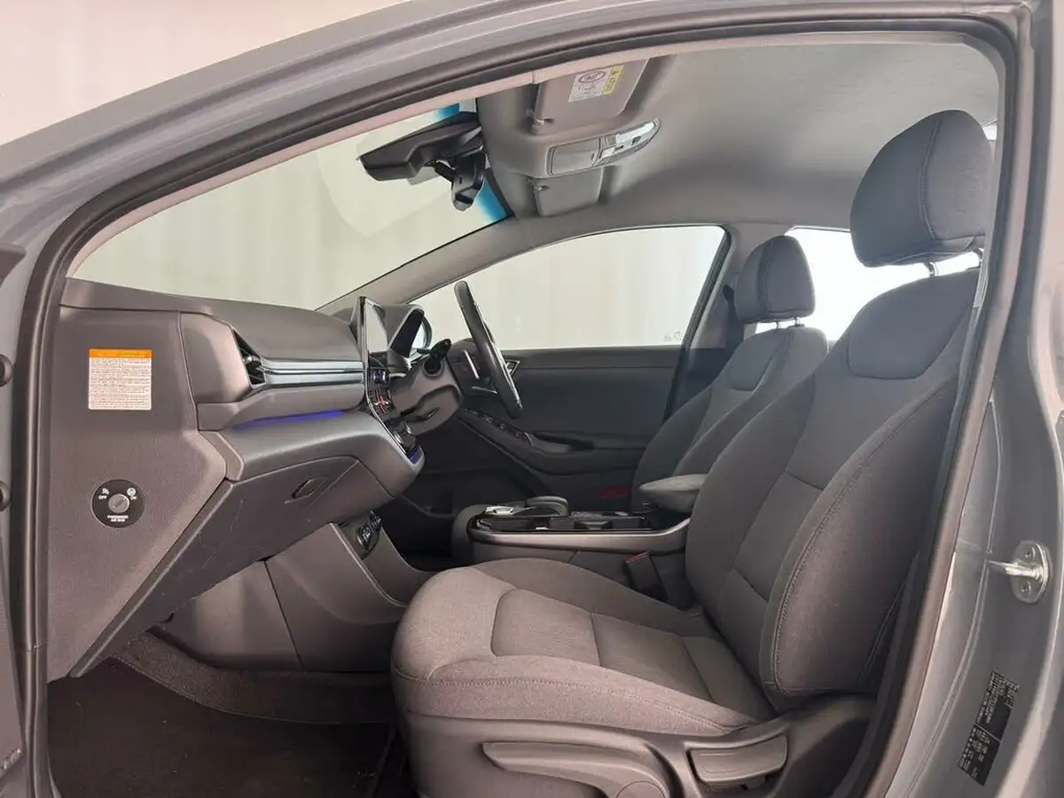 2022-hyundai-ioniq-e-premium-electric-big-10