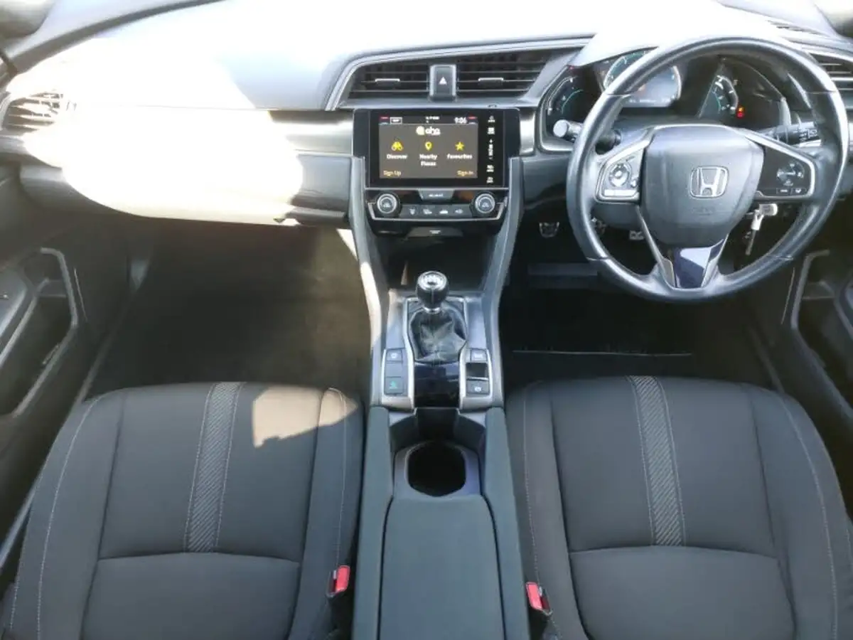 2018-honda-civic-16-i-dtec-sr-hatchback-5d-big-2