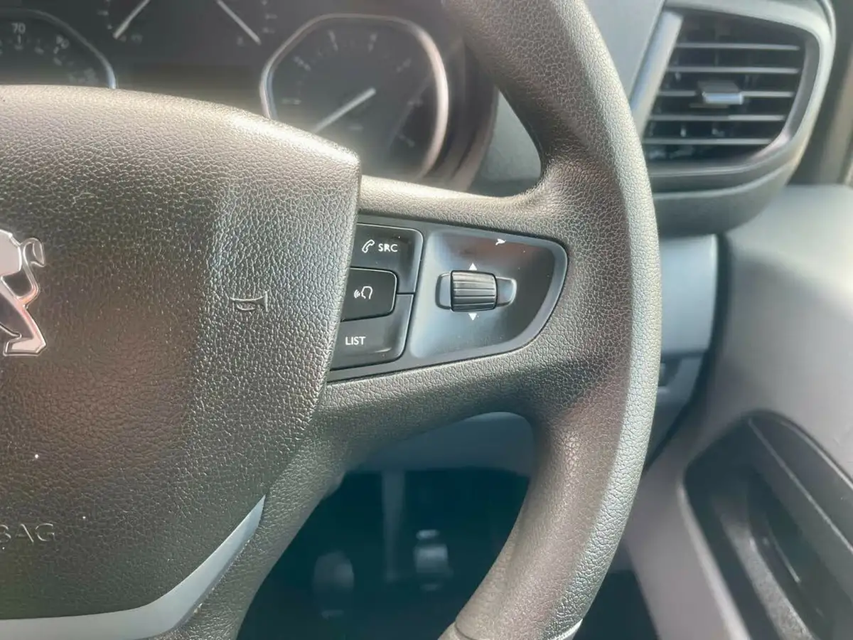 2018-peugeot-expert-16bluehdi-professional-standard-1000-115-ss-big-20