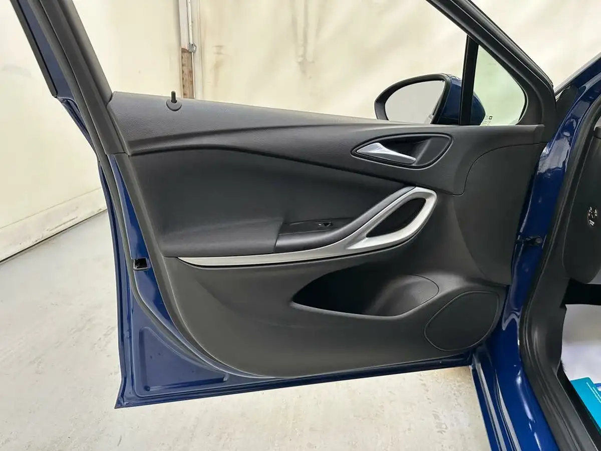 2020-vauxhall-astra-15-turbo-d-business-edition-nav-105ps-hatchback-big-28