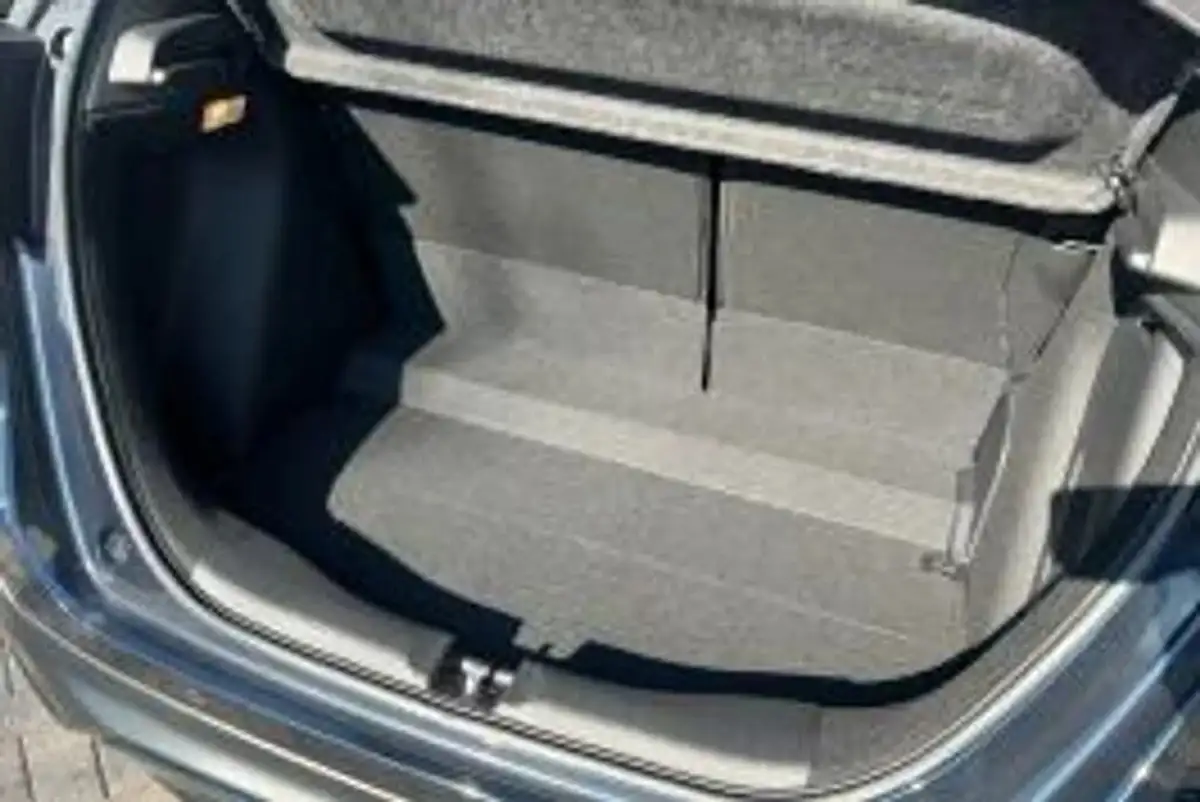 2024-honda-jazz-15-i-mmd-advance-big-29