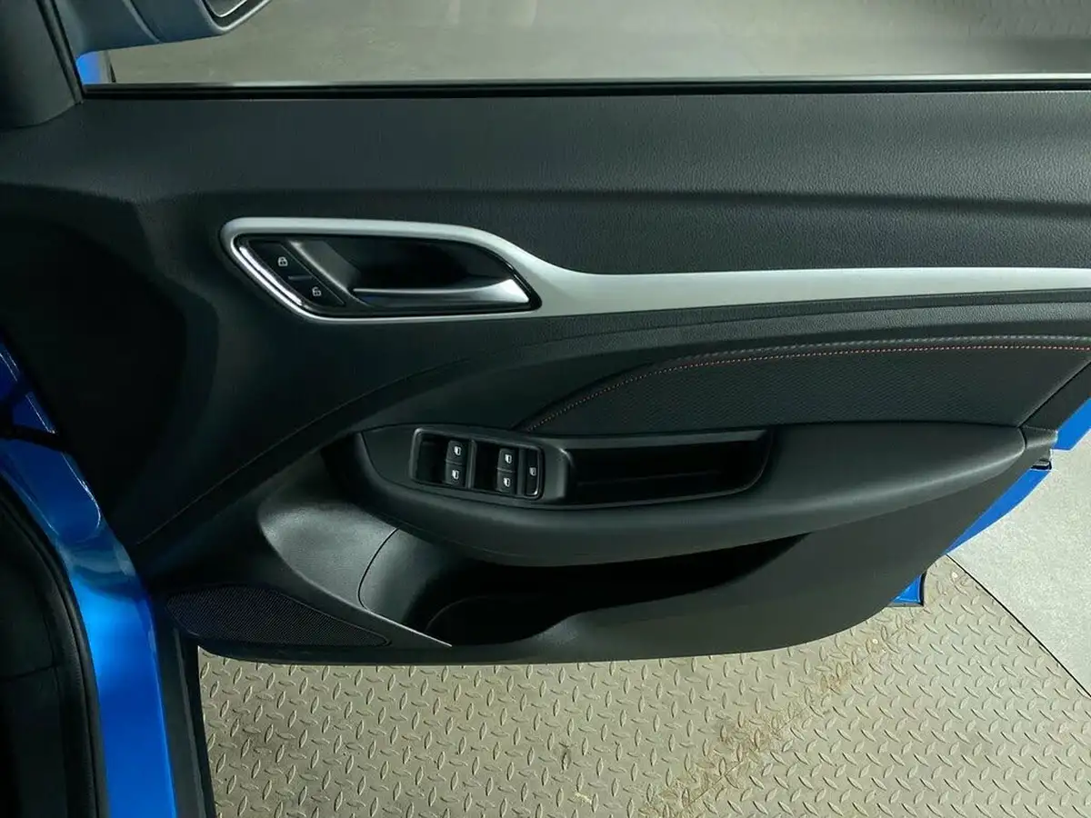 2024-mg-zs-suv-10t-gdi-excite-big-26