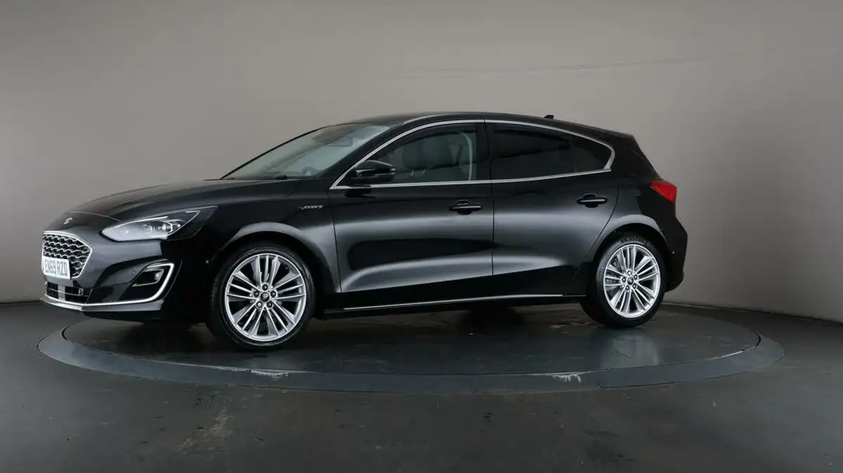 2020-ford-focus-15-vignale-hatchback-big-21