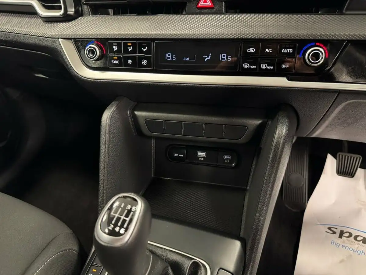 2023-kia-sportage-16-t-gdi-2-148bhp-big-18