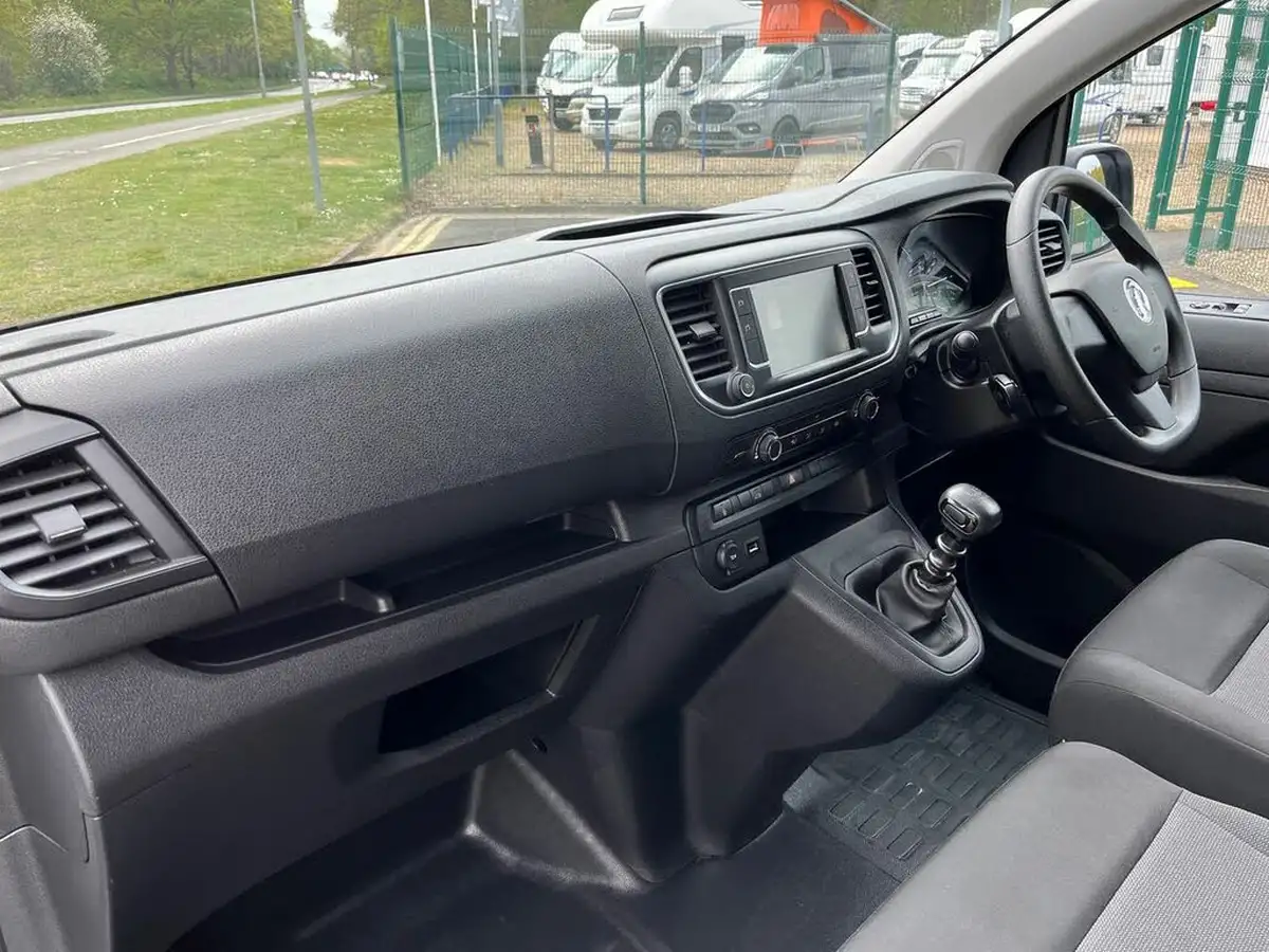 2024-vauxhall-vivaro-15td-2900-l2h1-prime-big-6