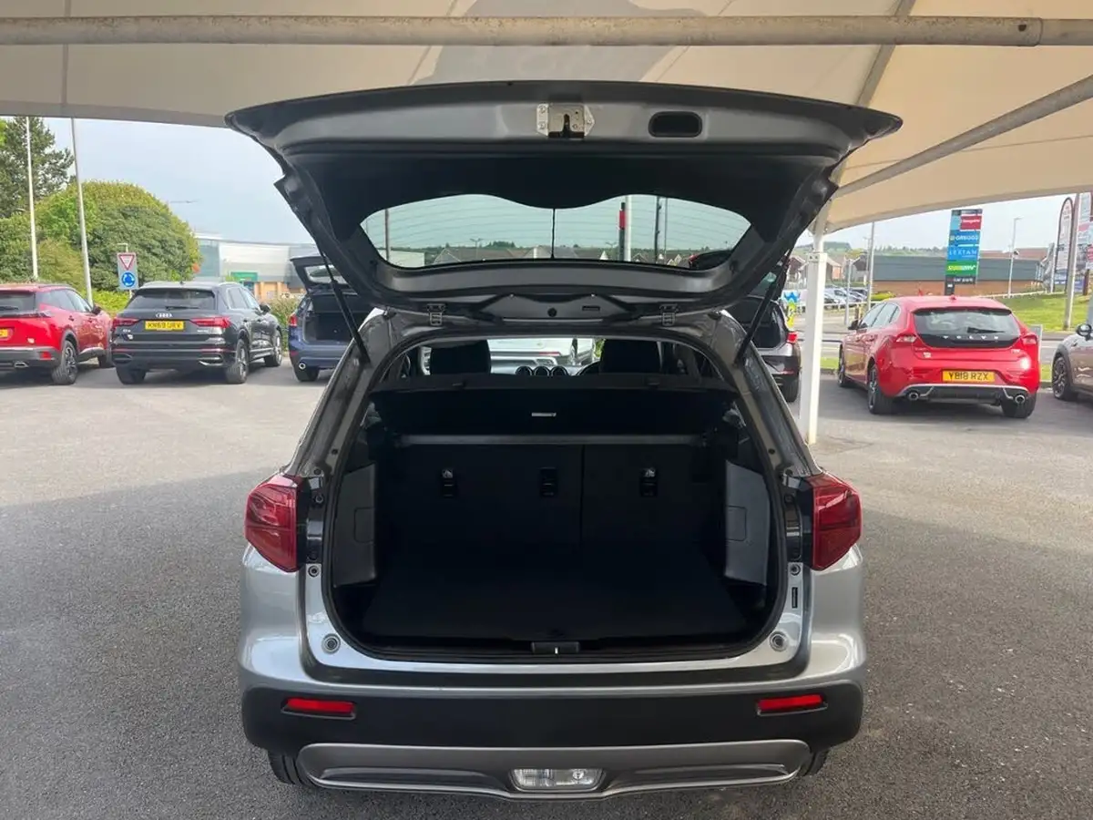 2022-suzuki-vitara-14-boosterjet-sz-t-big-10