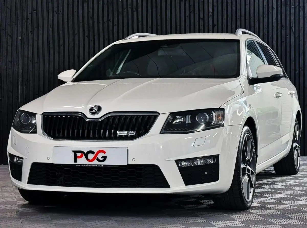 2014-skoda-octavia-20tdi-vrs-estate-dsg-big-8