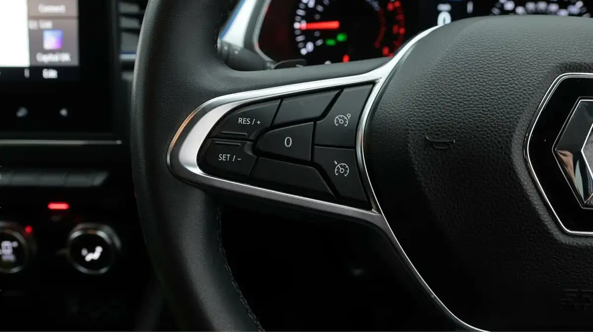 2020-renault-captur-13-tce-iconic-130bhp-edc-auto-big-21