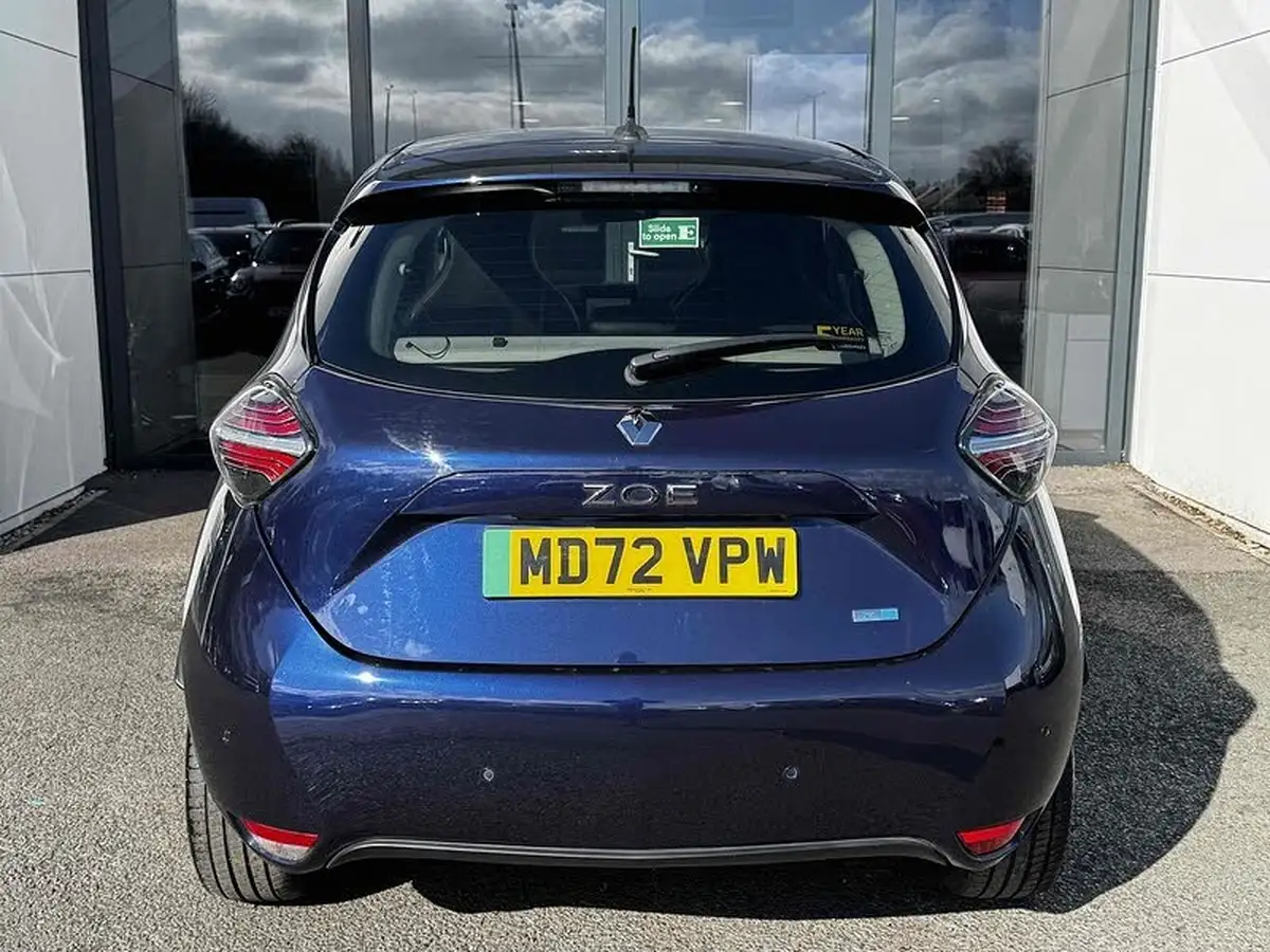 2022-renault-zoe-e-gt-line-big-2