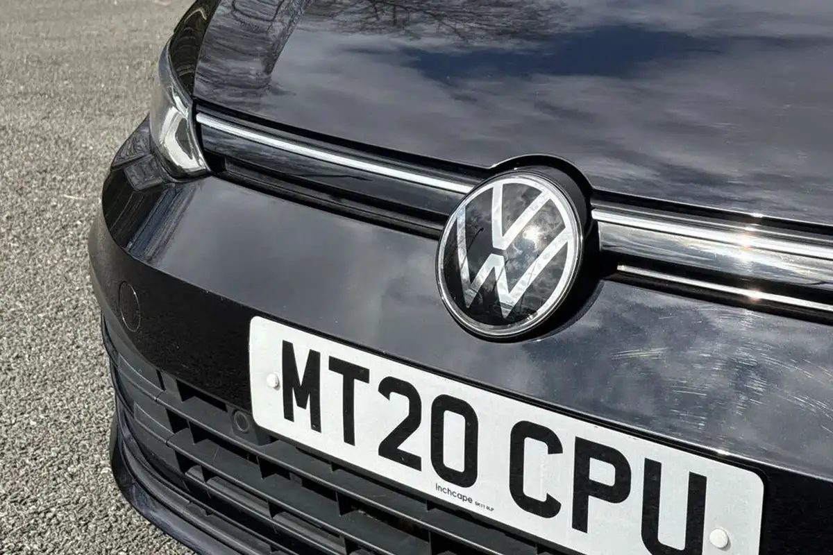 2020-volkswagen-golf-15-etsi-life-150ps-hatchback-big-24
