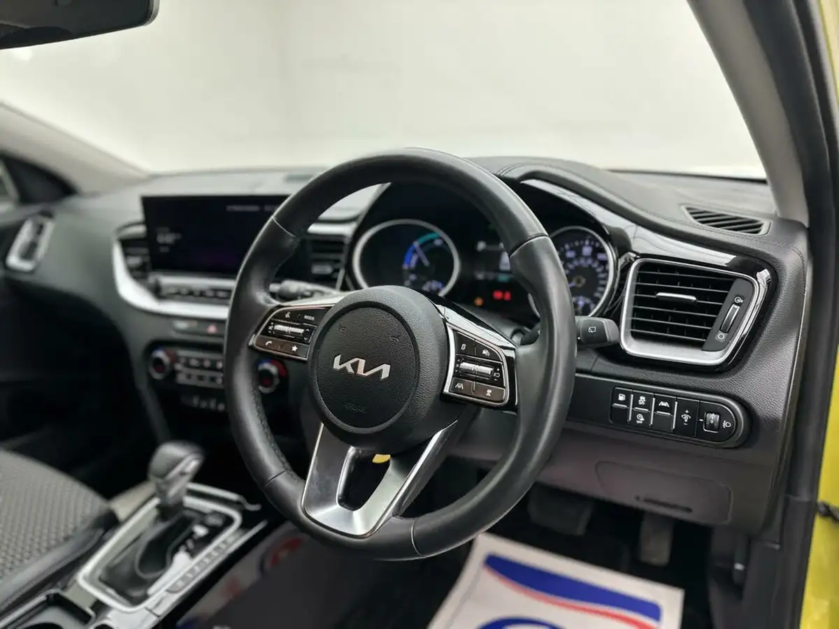 2022-kia-xceed-16-gdi-3-big-17