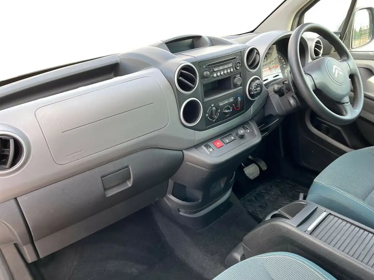 2018-citroen-berlingo-16bluehdi-multispace-feel-102ps-ss-etg6-big-6
