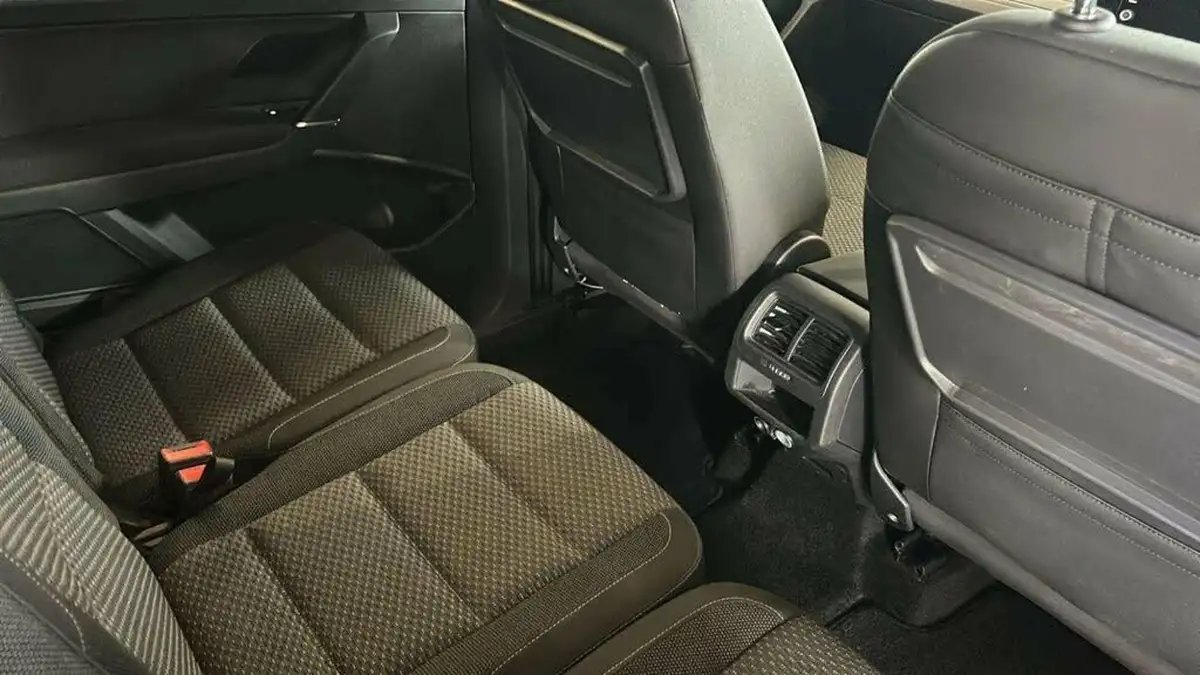 2018-volkswagen-touran-16tdi-se-dsg-big-16