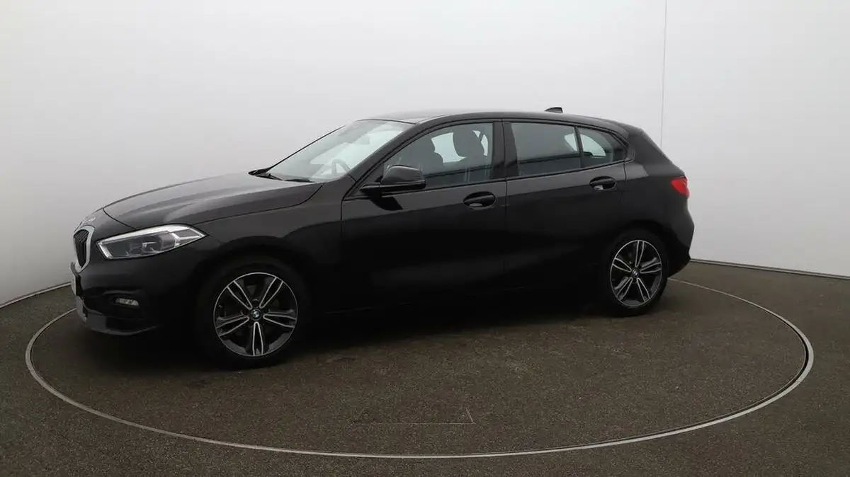 2021-bmw-1-series-15-118i-sport-lcp-big-58
