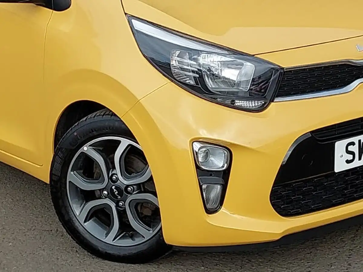 2022-kia-picanto-10-3-big-8